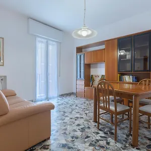 A 500 Mt Dalla Certosa , Bologna Italia